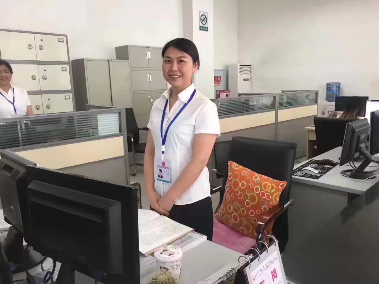 资阳市人社局《打造文明窗口》项目