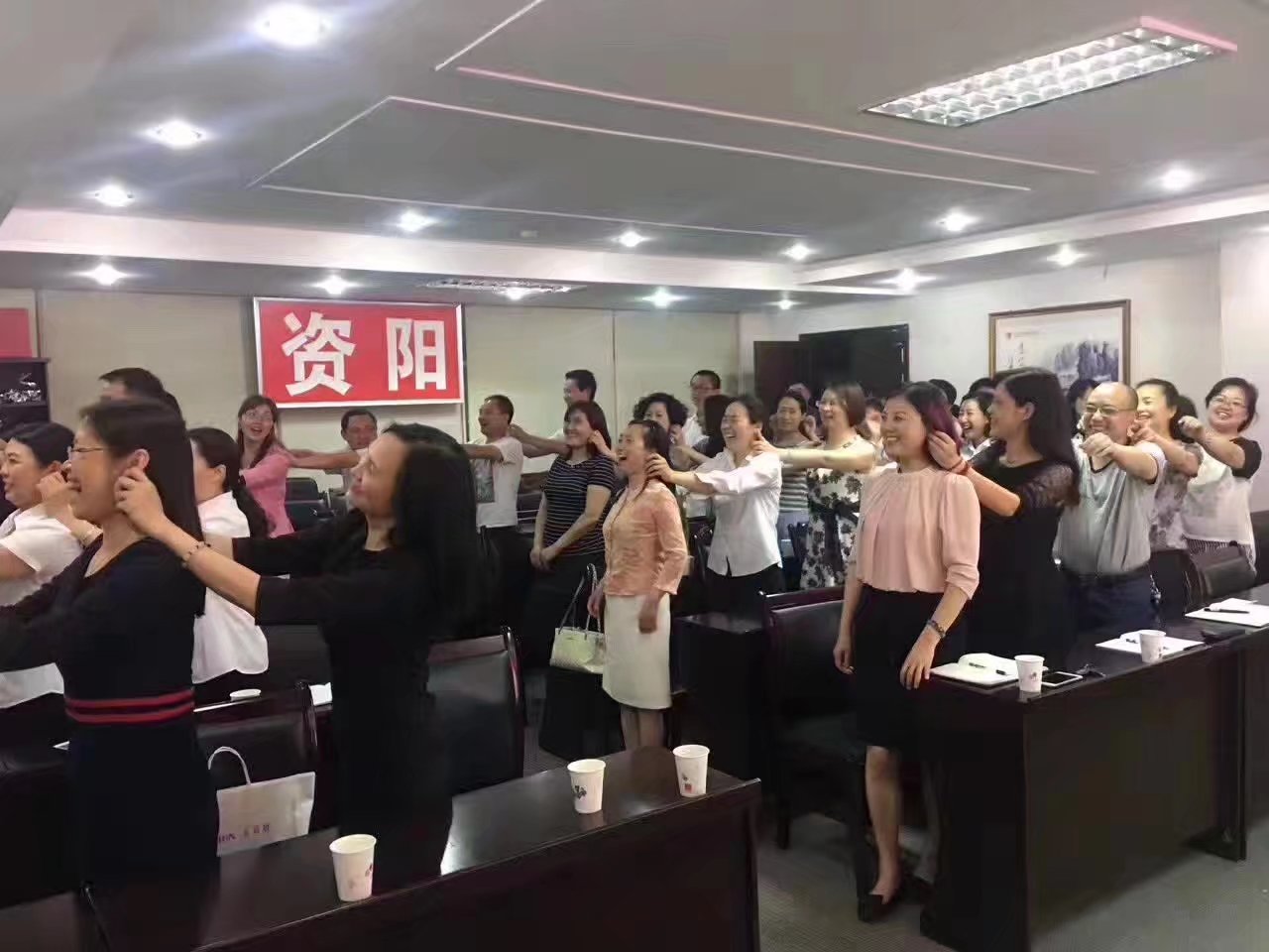 资阳市人社局《打造文明窗口》项目1