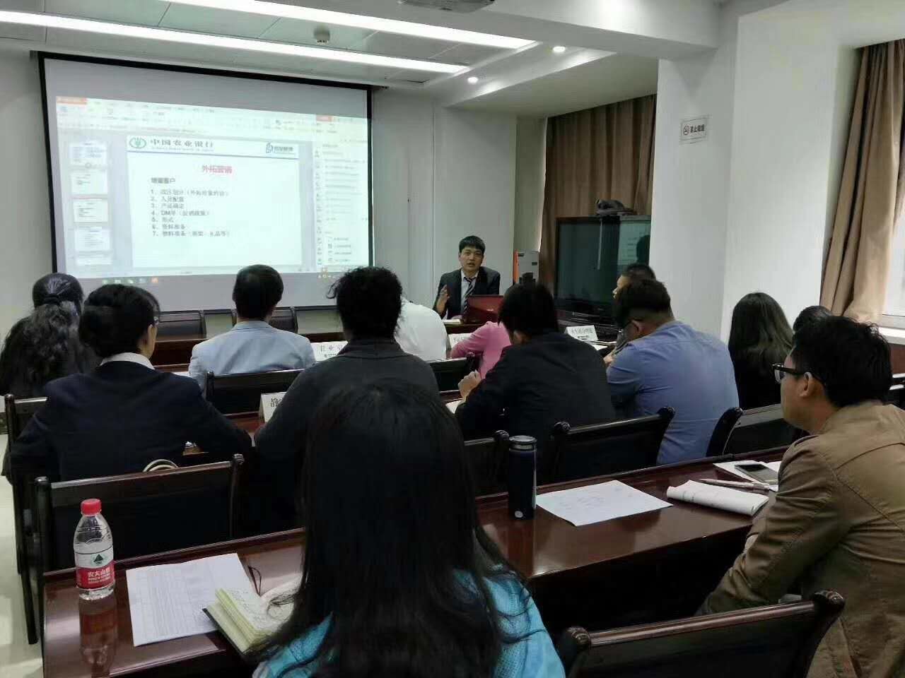 中国农业银行兰州城关分行【打造厅堂营销标杆项目】1