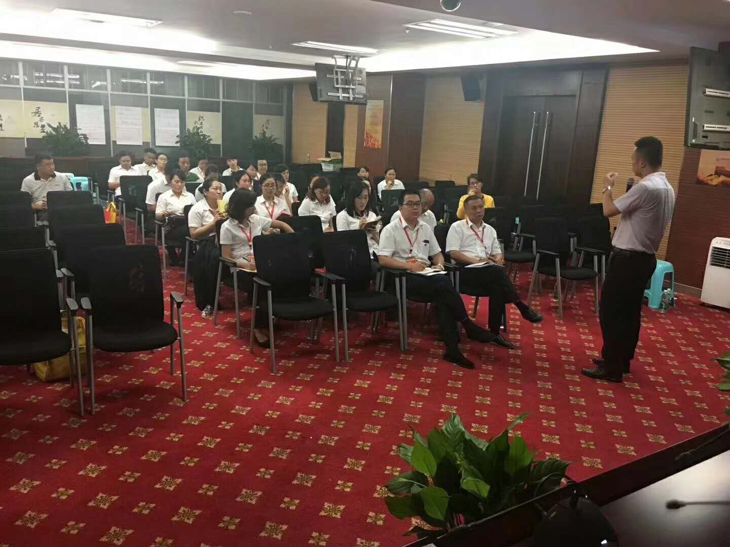昆明官渡农村合作银行【营销标杆网点项目】